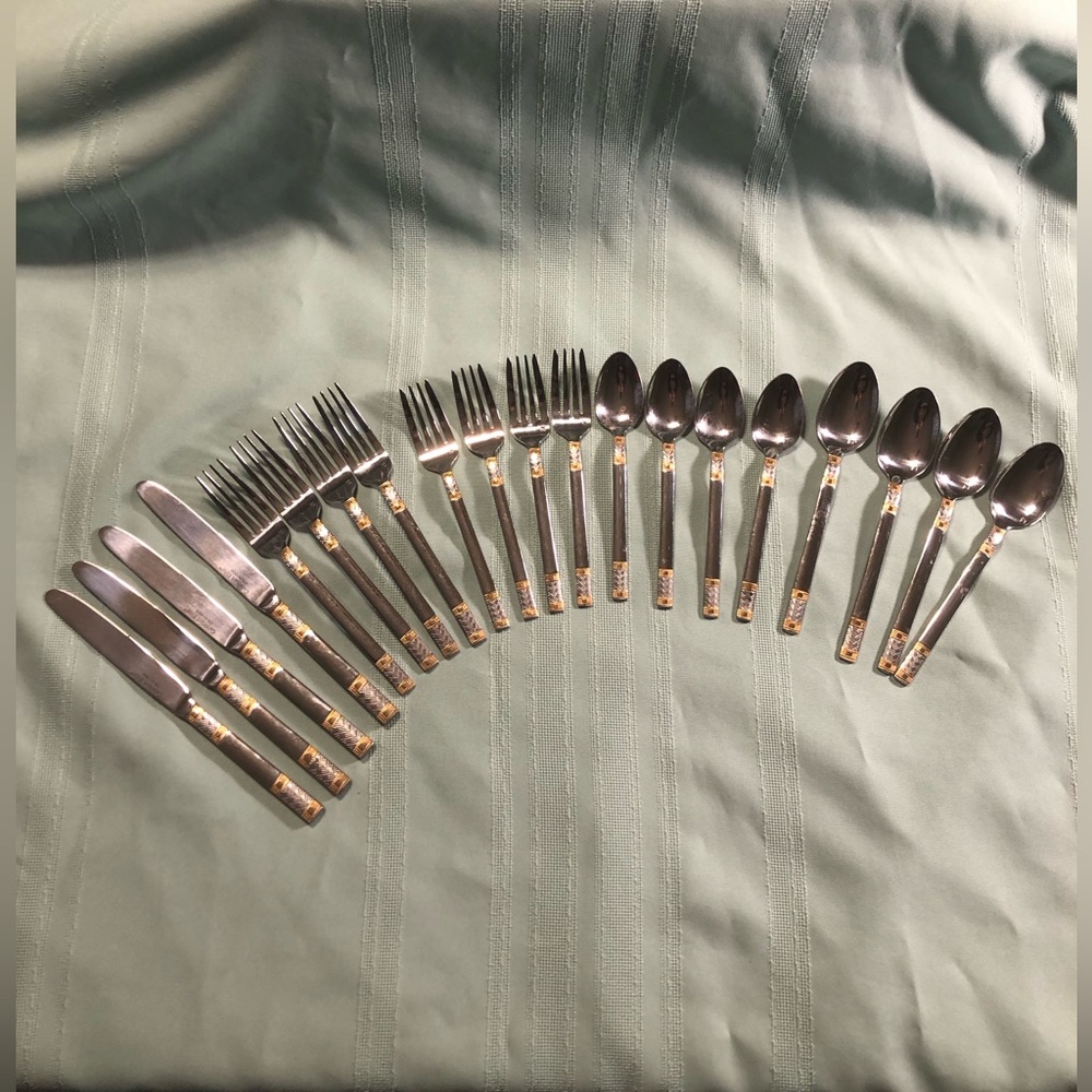 Cuisinart Corsica Gold Accent Stainless Flatware